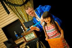 Allen Kids entertainer Kendal Kane he brings birthday party magic shows to the entire family