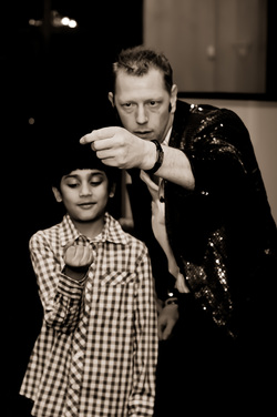 Aubrey magician Kendal Kane makes comedy magic shows for kids and adults